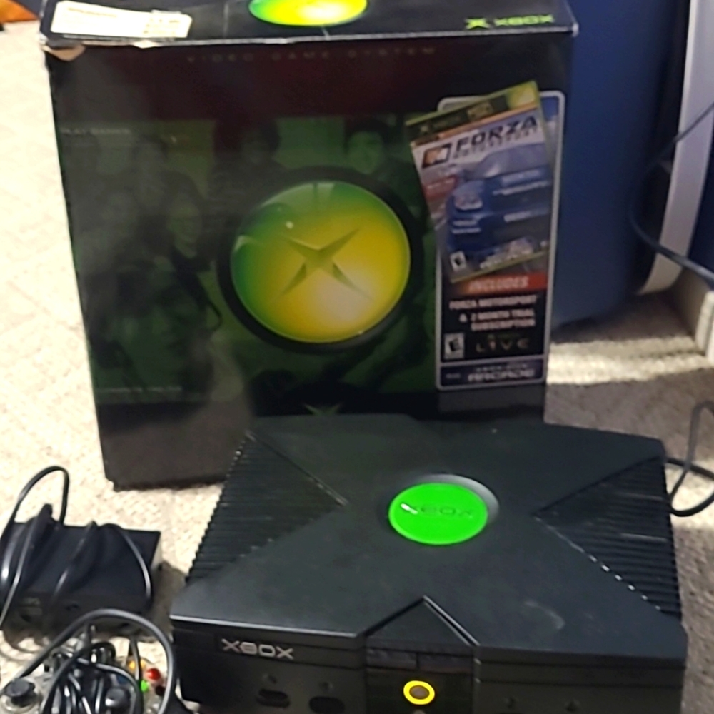 X box video game system